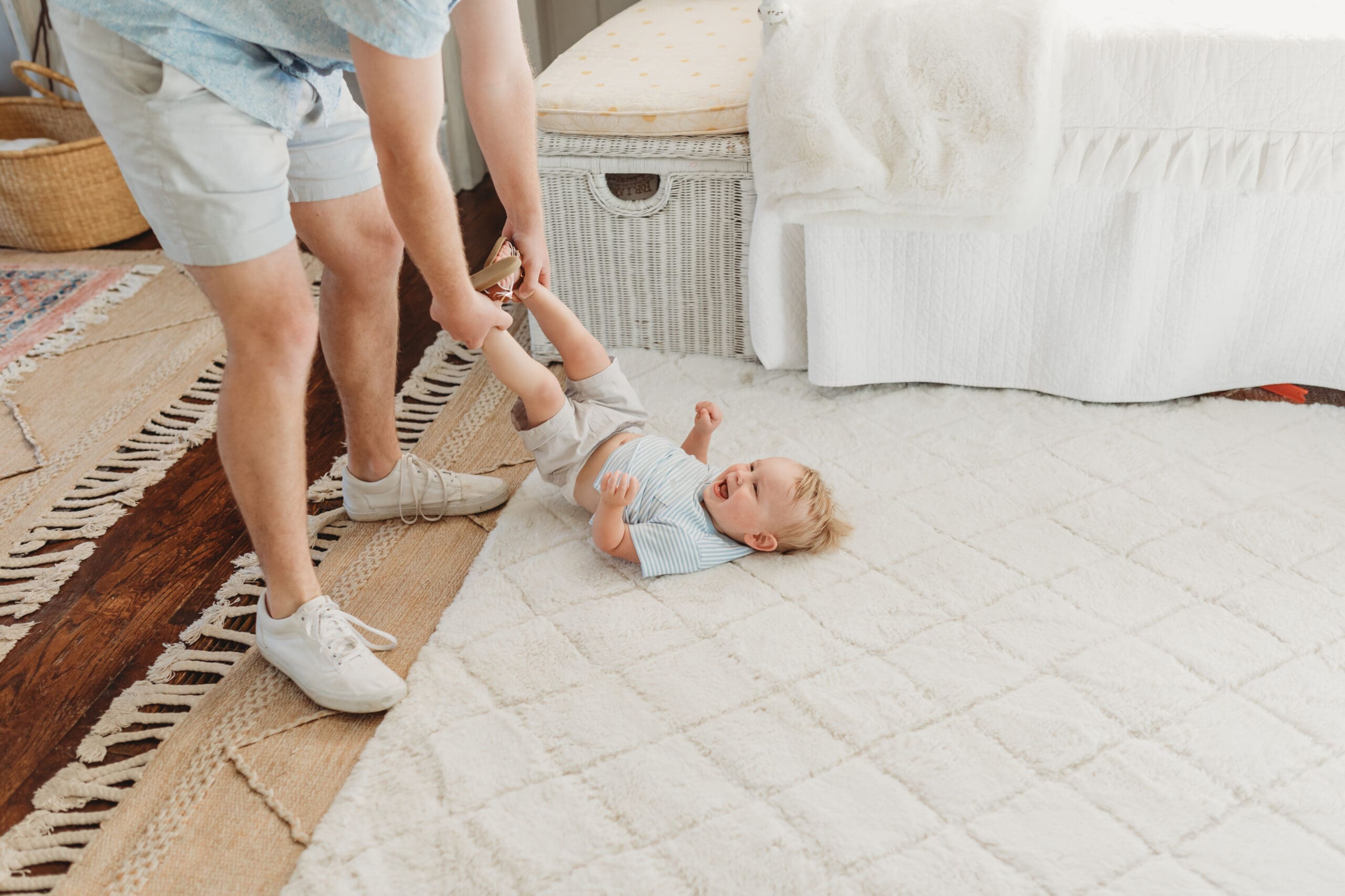 Natural newborn photography focused on connection and emotion.